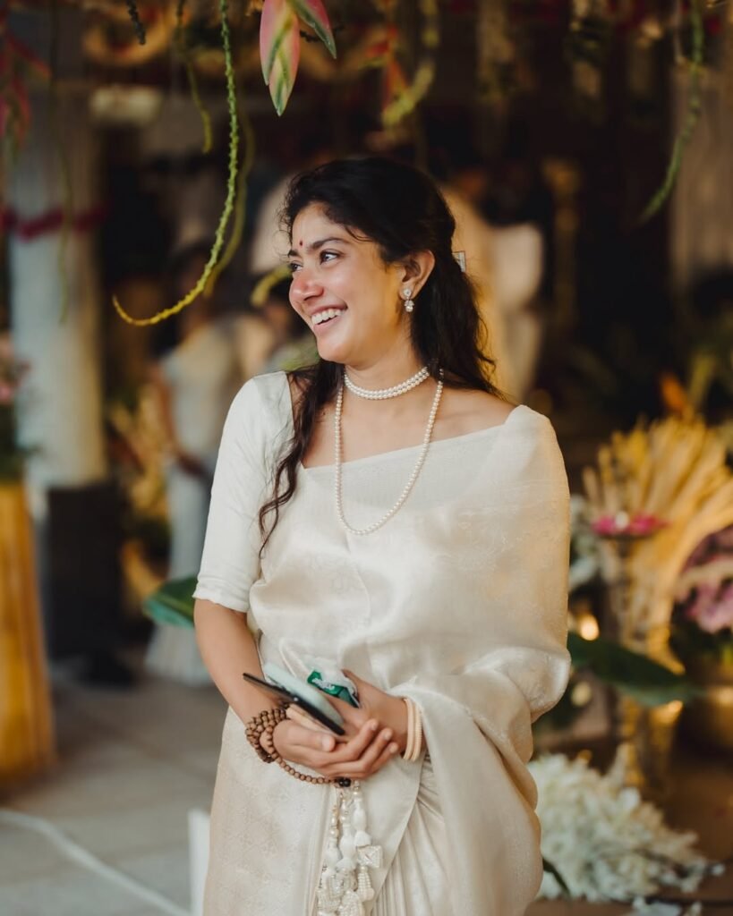 Gorgeous Sai Pallavi's Latest Viral Stills